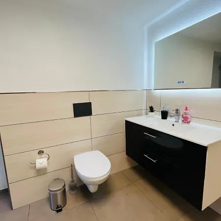 Zuhause Bei Zampich Appartement Wermelskirchen Buitenkant foto